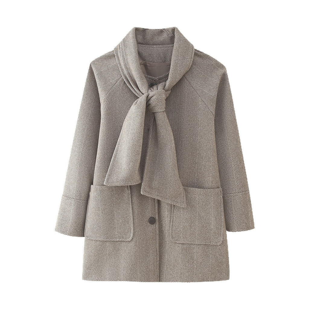 Women's clothing fashionable and simple paired with a scarf style long sleeved coat for women